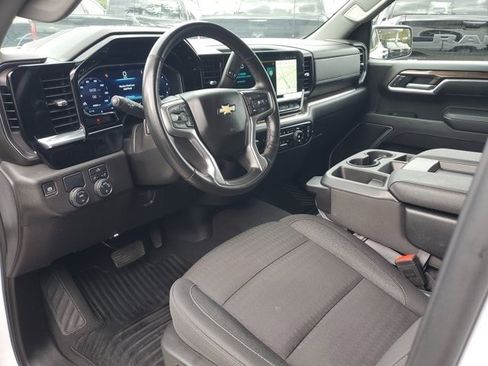Used 2025 Chevrolet Silverado 1500 LT image 20