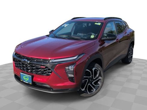 Used 2024 Chevrolet Trax RS w/ Driver Confidence Package FWD image 1