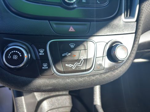Used 2017 Chevrolet Malibu LS image 11