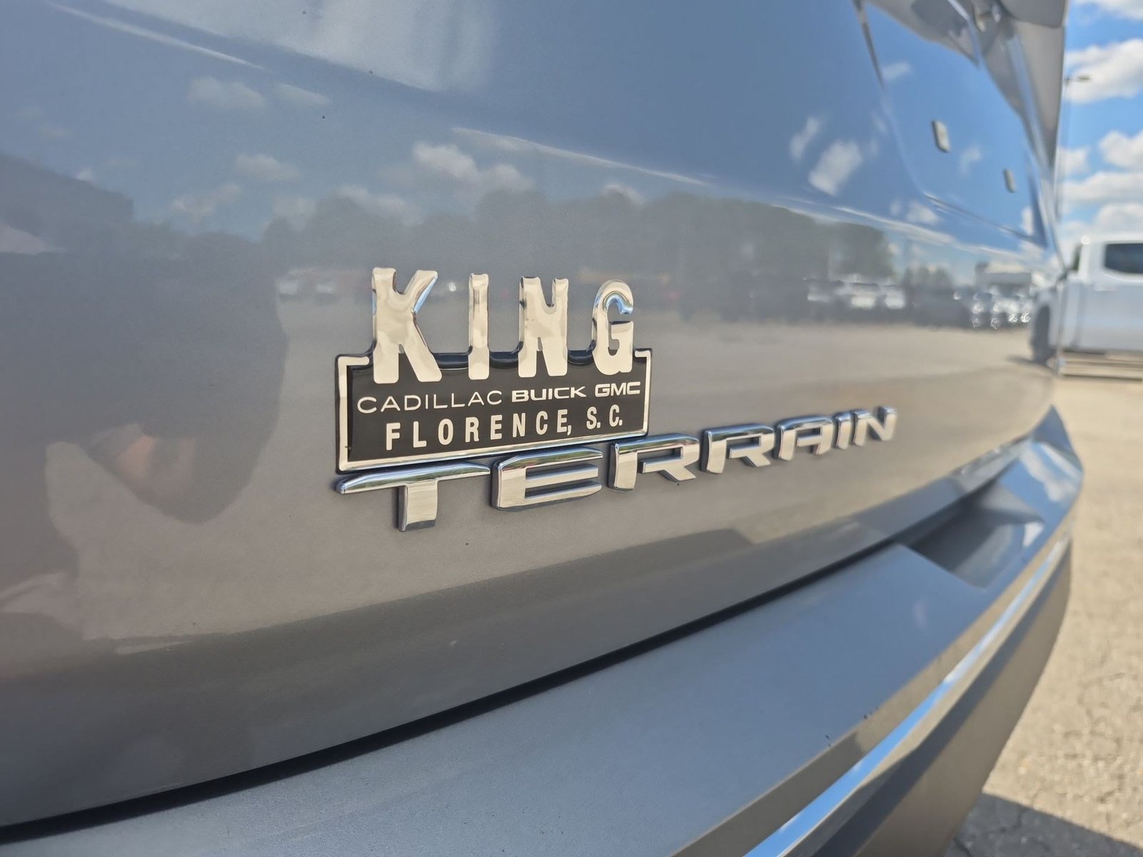 Certified 2024 GMC Terrain SLT AWD/4WD image 32
