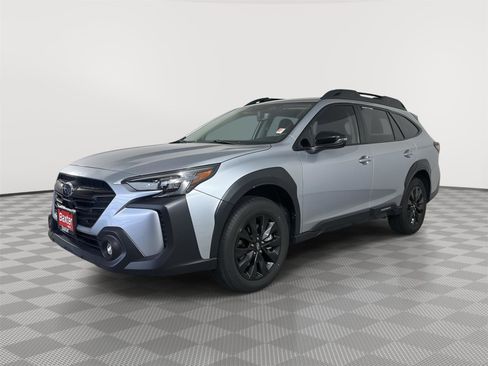 Certified 2025 Subaru Outback Onyx Edition AWD/4WD image 3