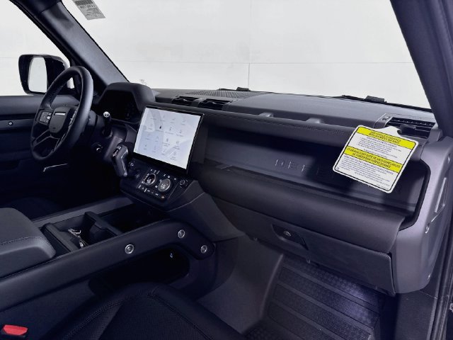 New 2026 Land Rover Defender 110 S AWD/4WD image 31