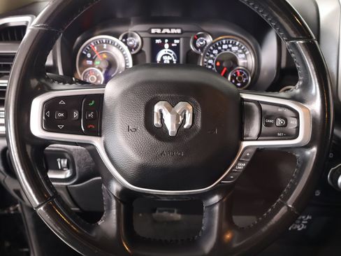 Used 2020 RAM 1500 Big Horn RWD image 3