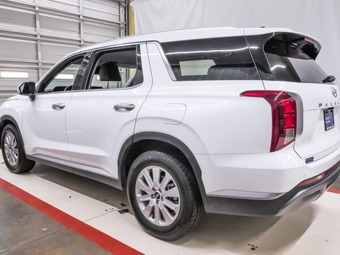 Certified 2025 Hyundai Palisade SEL FWD image 8