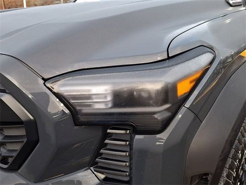 Certified 2025 Toyota Tacoma TRD Off-Road image 14