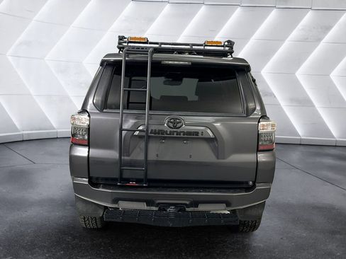 Used 2021 Toyota 4Runner SR5 Premium w/ Moonroof Package image 5