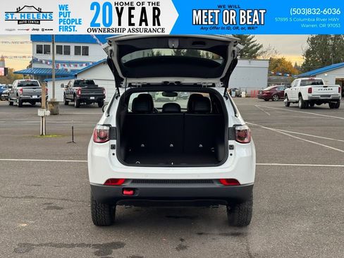 New 2026 Jeep Compass Trailhawk image 7