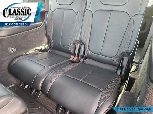 Used 2025 Jeep Grand Cherokee L Summit w/ Advanced Protech Group IV image 29