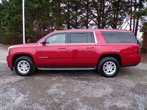 Used 2015 GMC Yukon XL SLE w/ Convenience Package image 2