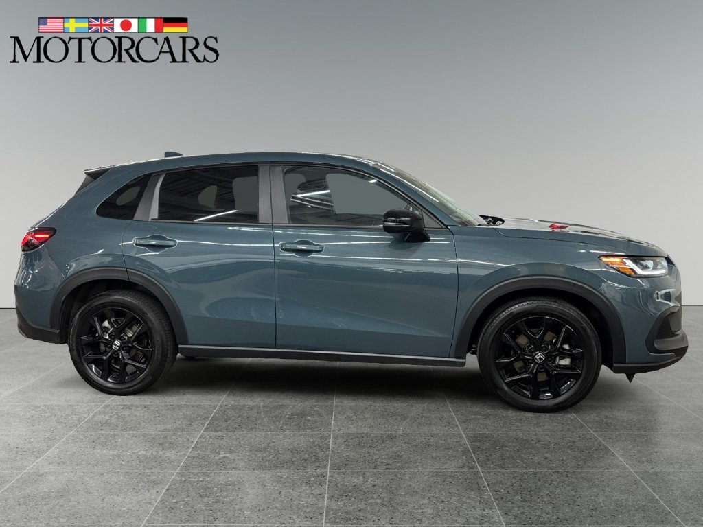 Used 2024 Honda HR-V Sport image 2
