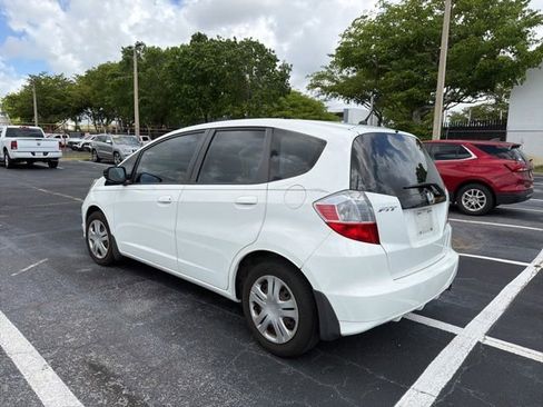 Used 2011 Honda Fit image 5
