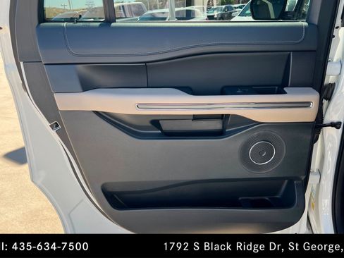 Used 2024 Ford Expedition Max XLT AWD/4WD image 18