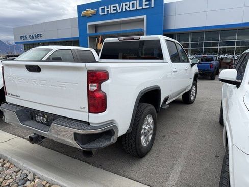 Used 2020 Chevrolet Silverado 2500 LT w/ Convenience Package image 5