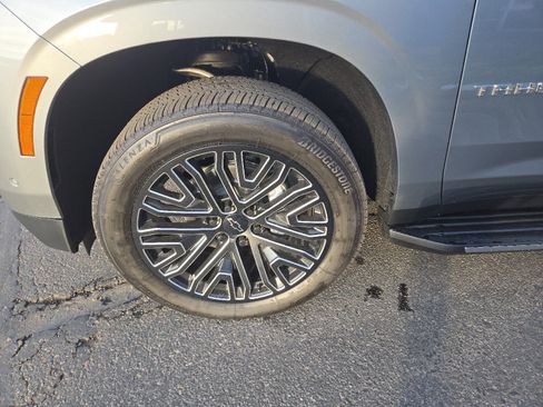 New 2026 Chevrolet Tahoe Premier AWD/4WD image 40