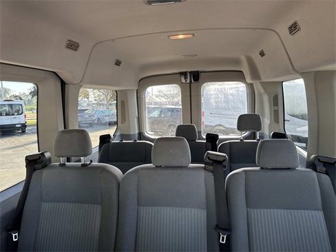 Used 2015 Ford Transit 150 XLT image 17