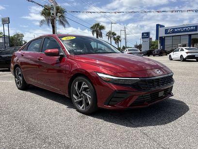 Certified 2025 Hyundai Elantra Limited