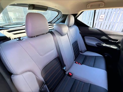 Used 2021 Nissan Kicks SR w/ SR Premium Package image 20