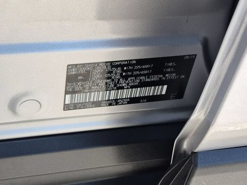 Used 2019 Toyota RAV4 LE w/ Carpet Mat Package FWD image 30