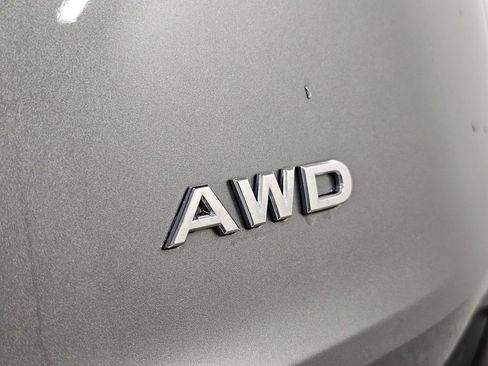 Used 2022 Nissan Rogue S image 23