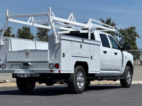 New 2026 RAM 3500 Tradesman w/ Chrome Appearance Group A AWD/4WD image 3