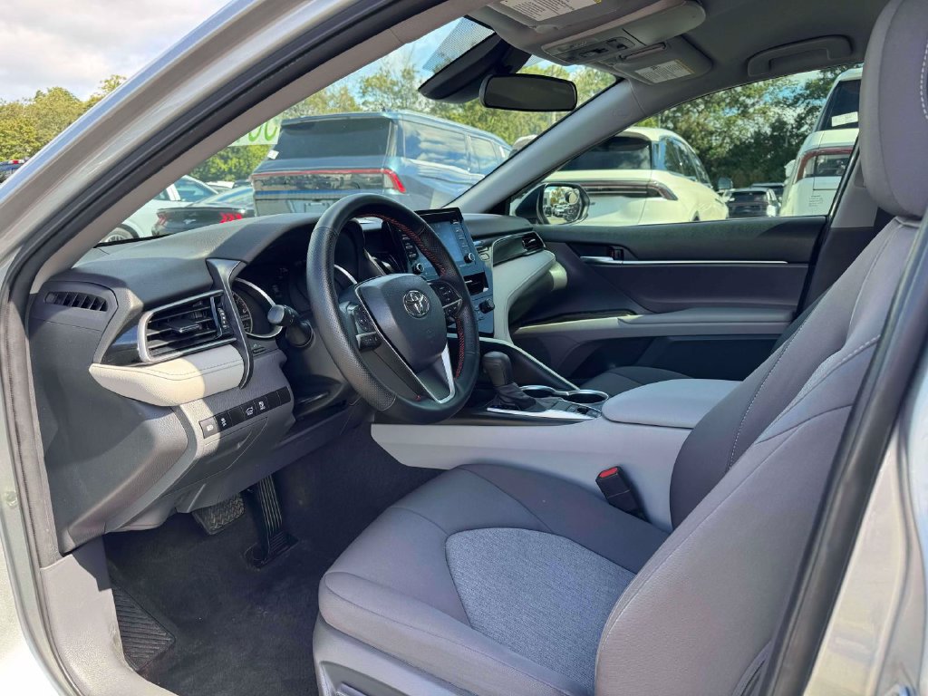 Used 2021 Toyota Camry LE AWD/4WD image 15