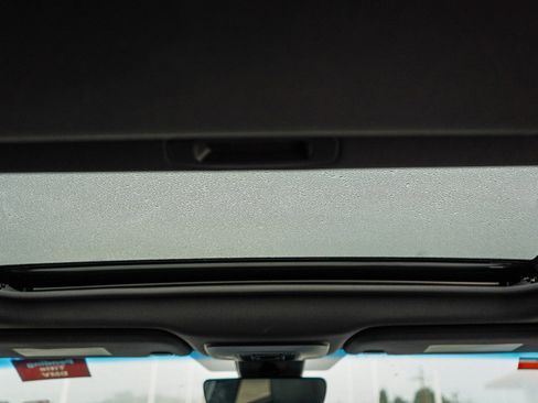 Used 2021 Toyota Avalon XSE w/ Carpet Mat Package (TMS) image 15