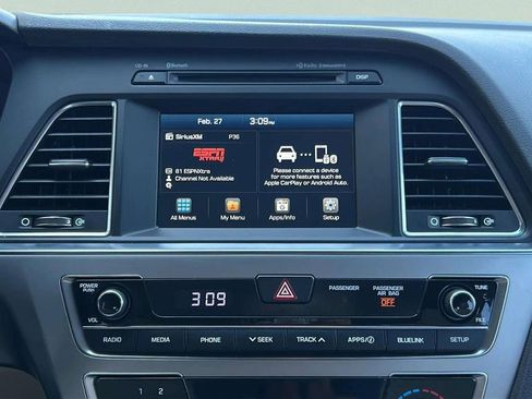 Used 2017 Hyundai Sonata SE FWD image 26