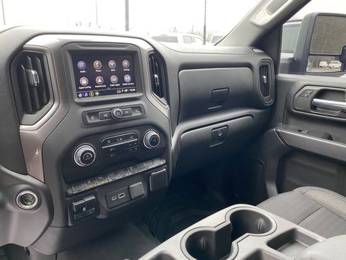 Used 2024 Chevrolet Silverado 2500 Custom w/ Custom Convenience Package image 23