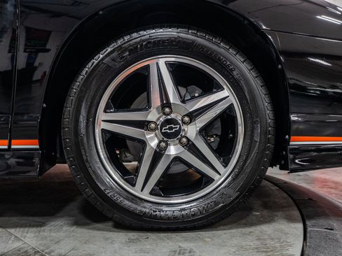 Used 2005 Chevrolet Monte Carlo SS image 10