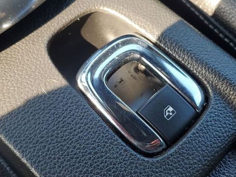 Used 2017 Buick Cascada Premium image 23