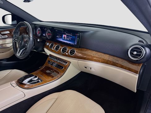 Used 2019 Mercedes-Benz E 300 w/ Premium 1 Package image 30