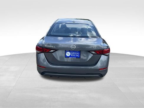 Used 2025 Nissan Sentra SV FWD image 5