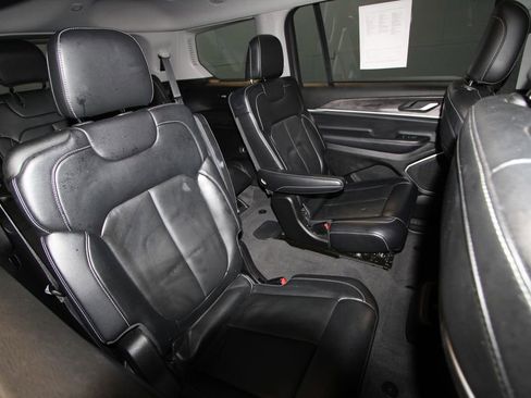 Used 2021 Jeep Grand Cherokee L Limited image 27