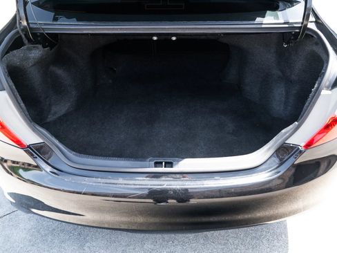 Used 2014 Toyota Camry SE FWD image 8