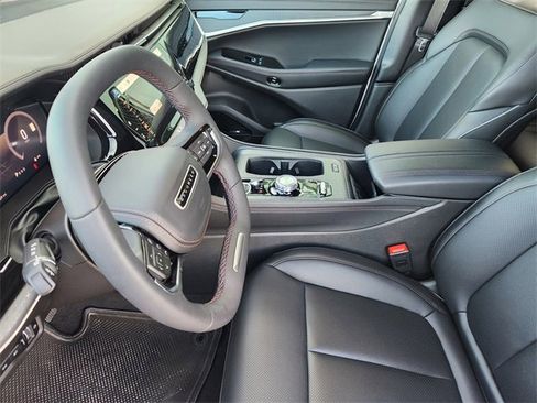 New 2025 Jeep Wagoneer S Limited image 9