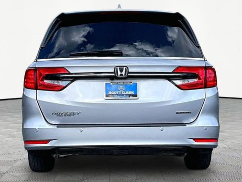 Used 2023 Honda Odyssey Touring image 7