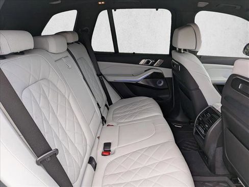 Certified 2025 BMW X5 M60i image 17