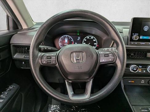Used 2025 Honda CR-V LX image 13