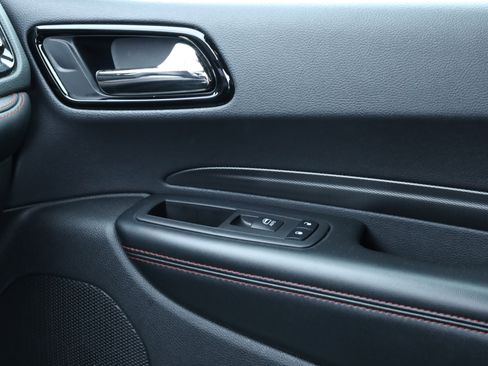 Used 2023 Dodge Durango GT image 15