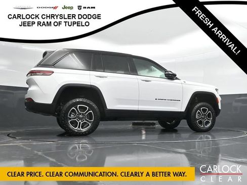 Used 2022 Jeep Grand Cherokee Trailhawk image 35