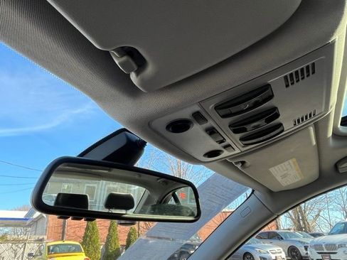 Used 2011 BMW 328i xDrive Sedan image 31