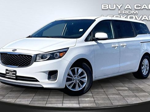 Used 2017 Kia Sedona LX FWD image 12