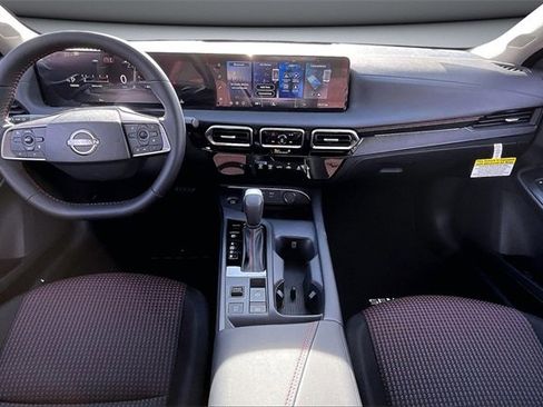 New 2026 Nissan Sentra SR image 5