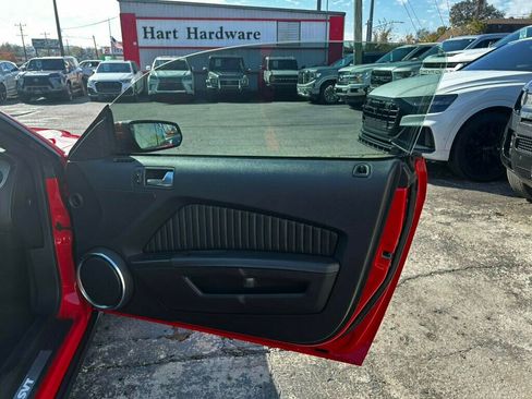 Used 2011 Ford Mustang Shelby GT500 w/ SVT Performance Pkg image 13