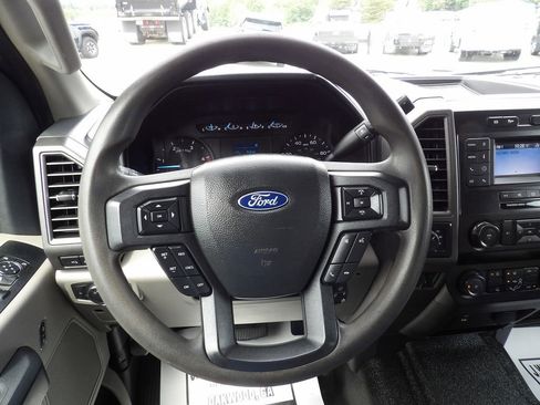 Used 2022 Ford F550 4x4 Crew Cab Super Duty w/ Power Equipment Group image 20