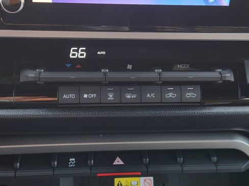 Used 2025 Toyota Tundra SR5 RWD image 18