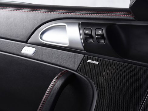 Used 2011 Porsche 911 Carrera 4S image 26