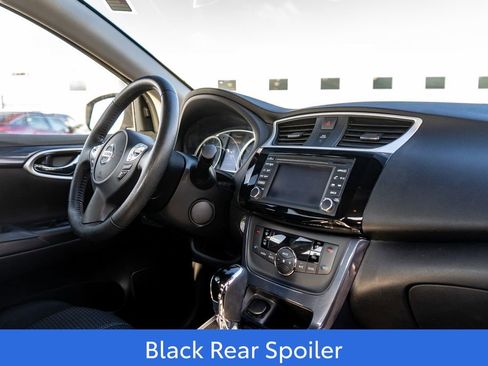 Used 2018 Nissan Sentra SR w/ Technology Package image 11