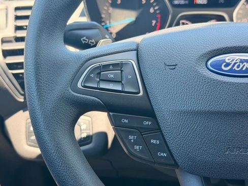 Used 2017 Ford Escape SE FWD image 30