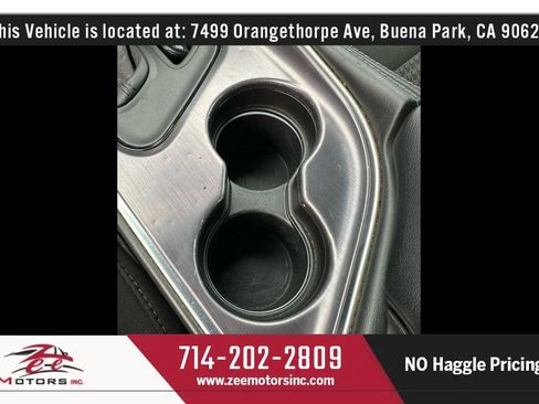 Used 2018 Dodge Challenger SXT image 35